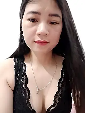Snapshot of LoveLillyy69 chatting on June 18, 2:01 am LoveLillyy69 online show from June 18, 2:01 am