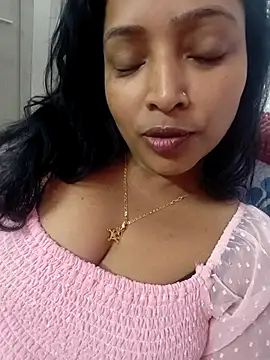 Hot-Tinaa online show from February 19, 1:45 am