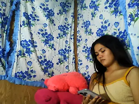 PinaySkinnyJust18 online show from July 3, 9:48 am