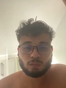 peuba12 online show from March 9, 11:47 am