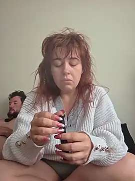 Ashlovescannabis online show from July 7, 10:30 am