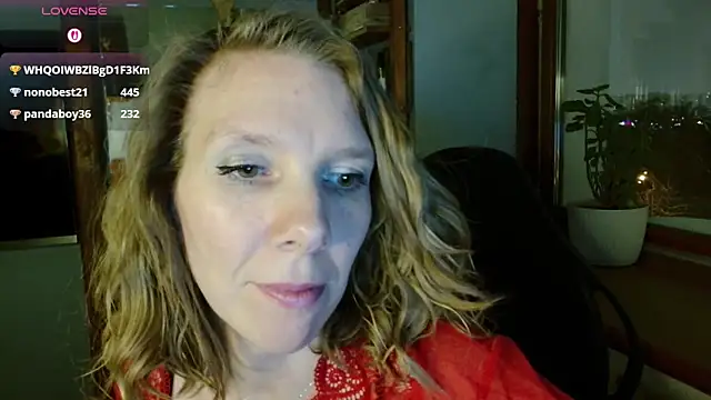 Daisy Lovely online show from February 4, 4:24 pm