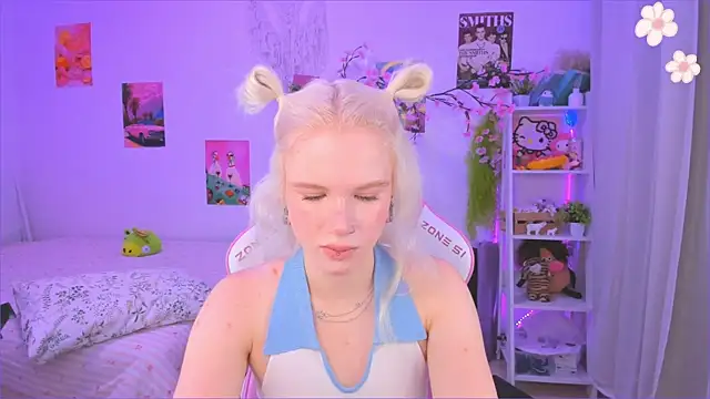 Mia WaterFall online show from August 2, 3:27 am