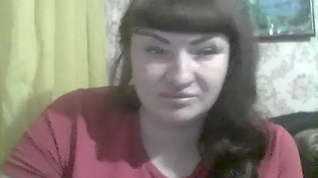 Snapshot of AllinaKis chatting on March 18, 8:23 pm AllinaKis online show from March 18, 8:23 pm