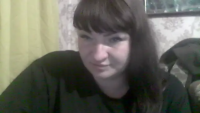 Snapshot of AllinaKis chatting on April 8, 7:14 pm AllinaKis online show from April 8, 7:14 pm