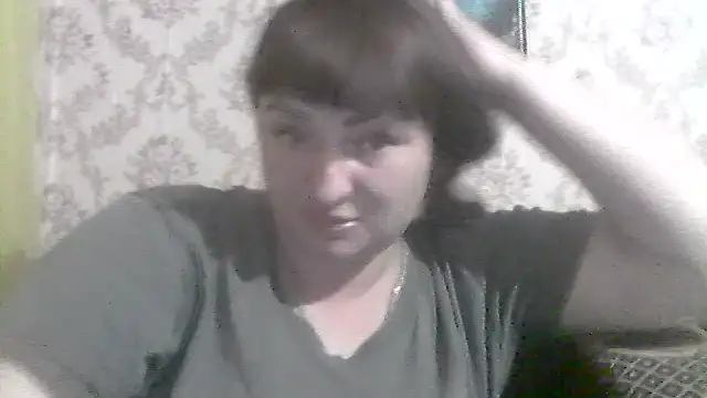 Snapshot of AllinaKis chatting on April 20, 5:59 pm AllinaKis online show from April 20, 5:59 pm