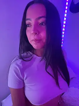 laraa rous online show from February 12, 1:22 am