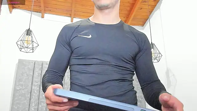 Snapshot of Calvin_Hunter chatting on July 2, 3:56 am Calvin Hunter online show from July 2, 3:56 am