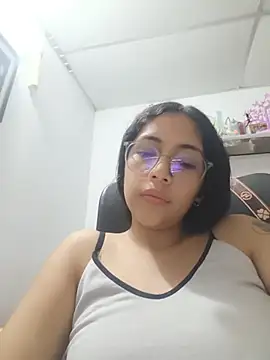 cristal adams11 online show from July 15, 4:29 am