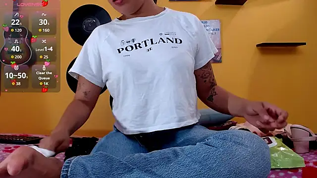 juliette18rose online show from June 27, 6:46 pm