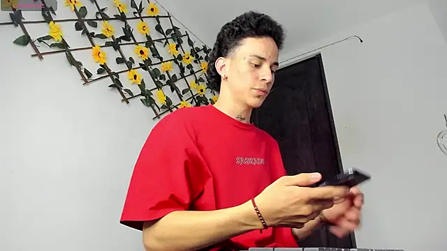 Maxxx bigcockx online show from May 22, 3:24 am