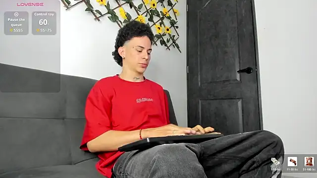 Maxxx bigcockx online show from May 28, 3:48 am