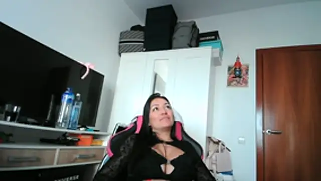 Yulian Milf online show from February 14, 12:35 pm