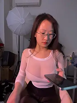 Snapshot of kaixin66 chatting on June 19, 7:01 am kaixin66 online show from June 19, 7:01 am