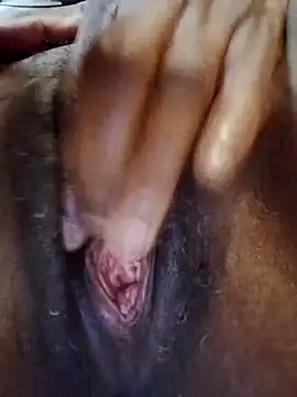 01Wetlips online show from May 6, 7:02 am