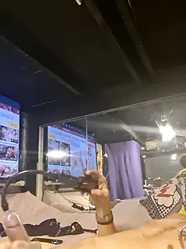 Slick69j online show from February 4, 4:51 am