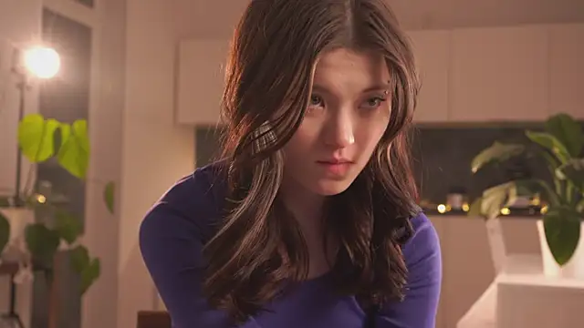 EleniRoeber online show from February 6, 5:16 pm