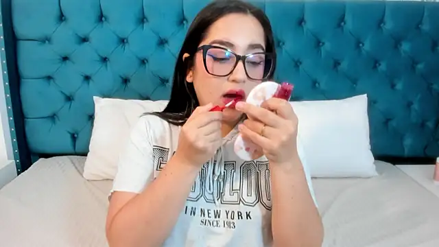 XiomaraFerrer online show from March 9, 7:51 pm