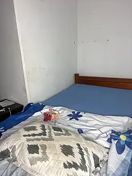 Dominicvincell online show from March 5, 9:55 pm