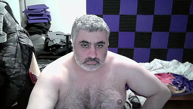Bear 1985 online show from January 17, 4:43 pm