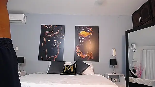 DanielHaloran online show from March 13, 1:18 pm