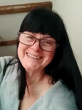 Snapshot of AliceSwan57 chatting on May 20, 3:07 pm AliceSwan57 online show from May 20, 3:07 pm