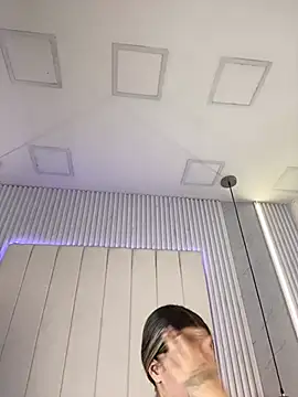 JuliaColemann online show from February 22, 12:04 pm