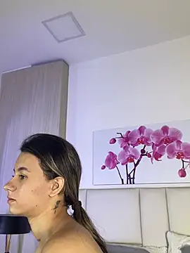 Snapshot of JuliaColemann chatting on July 26, 11:50 am JuliaColemann online show from July 26, 11:50 am