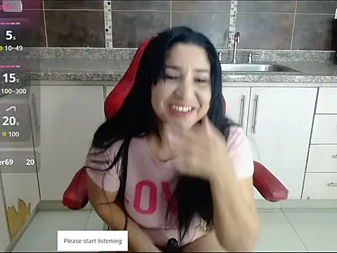 Snapshot of Miia_Rosee_ chatting on June 26, 11:53 pm Miia Rosee online show from June 26, 11:53 pm