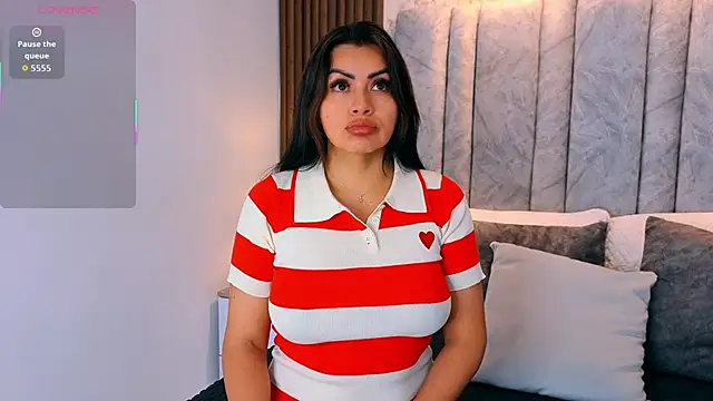 naomy smithxx online show from March 6, 1:29 pm