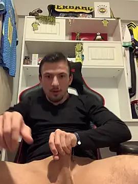 Snapshot of cengizbora chatting on January 31, 8:29 pm cengizbora online show from January 31, 8:29 pm