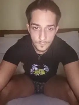 Madalin1bi1 online show from February 13, 11:45 pm