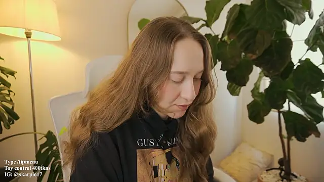 Scarlett NoirMuse online show from February 2, 2:38 pm