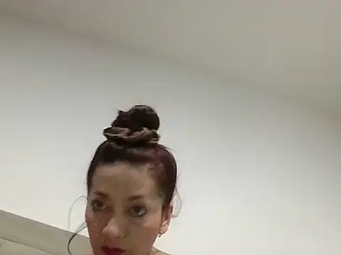 HoneyAngel2020 online show from March 14, 6:41 am