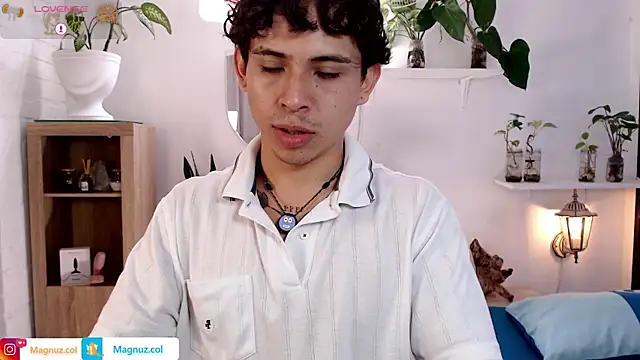 Magnuz Col online show from May 28, 3:31 pm