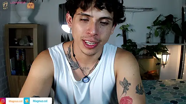 Magnuz Col online show from June 10, 1:39 am
