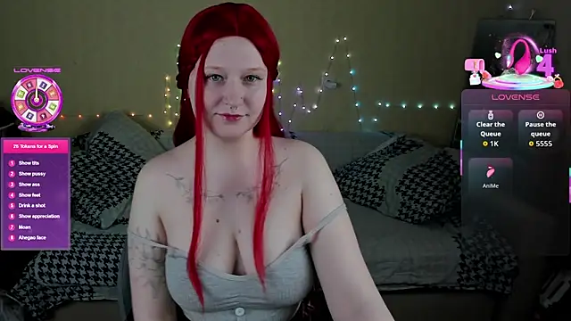 Snapshot of zoelizzzy chatting on March 11, 6:30 am zoelizzzy online show from March 11, 6:30 am