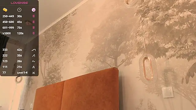 Snapshot of Hiaru_Cutie chatting on February 20, 5:12 am Hiaru Cutie online show from February 20, 5:12 am