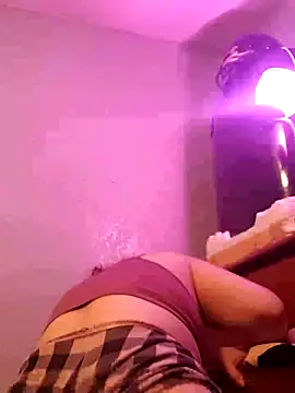 KumKitten1234 online show from February 9, 6:12 pm