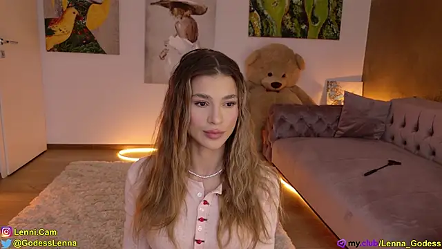 Lenna Godess online show from March 16, 6:20 am