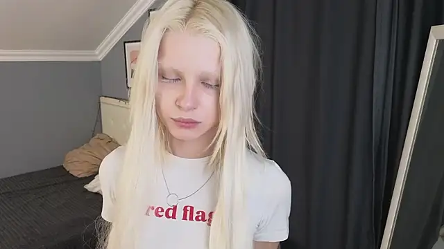 Naomi Demio online show from March 12, 12:11 pm