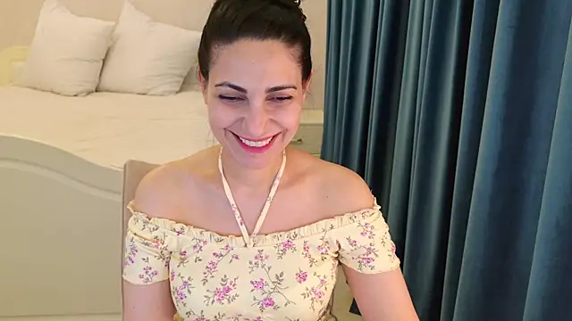 Snapshot of LovelyBeatrice chatting on July 28, 8:52 pm LovelyBeatrice online show from July 28, 8:52 pm