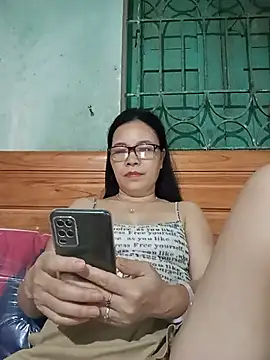 Snapshot of Nuna_689 chatting on July 30, 3:11 pm Nuna 689 online show from July 30, 3:11 pm