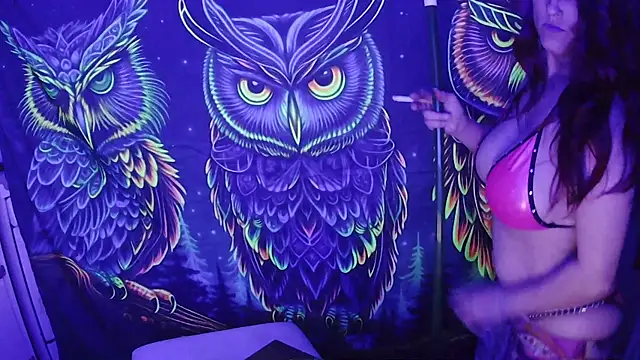 BusyB1983 online show from March 4, 10:43 am