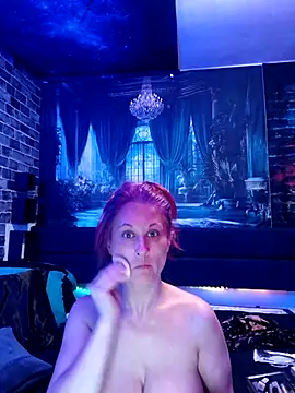 BusyB1983 online show from June 9, 11:11 am