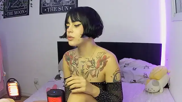 ariane kimiko online show from June 26, 2:49 am