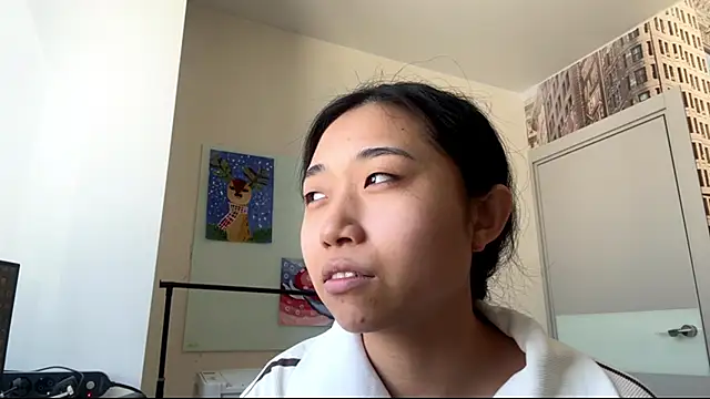 SweetMiaXO online show from February 12, 3:34 am