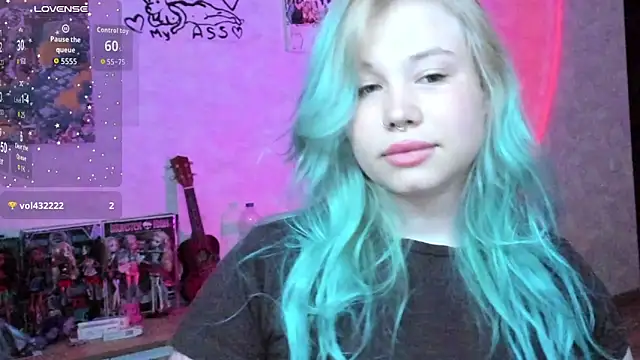 Lulu Di online show from June 29, 8:31 pm