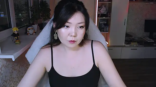 Nancy Wang online show from February 4, 6:03 pm