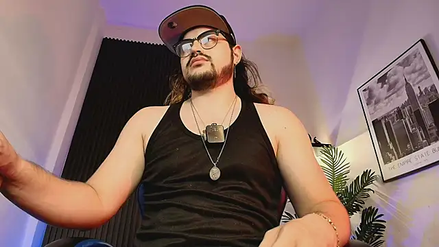 Derek Vow online show from July 26, 8:05 pm